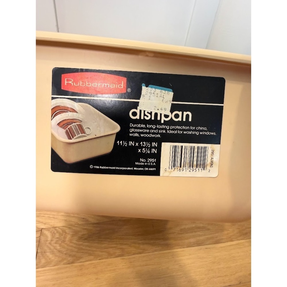 Vintage 1986 Rubbermaid Dish Pan 2951 11.5 qt  Light Beige almond Pre Owned
